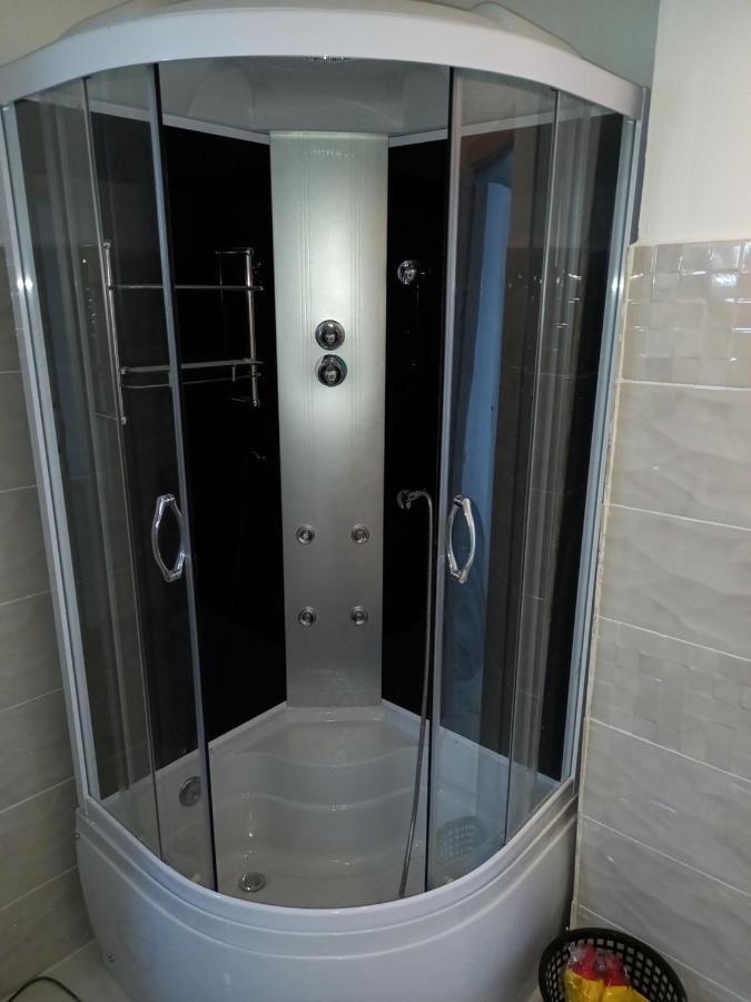 Twins Residence 2 Apart Hotel Ap 3 2 Rooms Chiajna 外观 照片